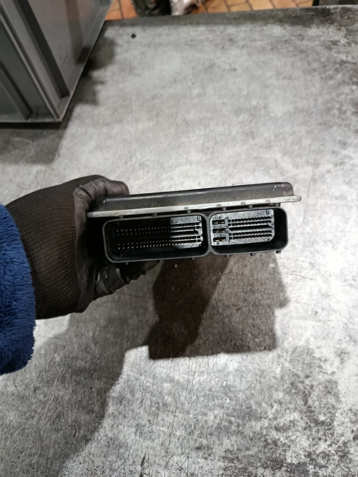 Mercedes-Benz Classe C C200 Kompressor Controllo Motore Centralina Motore - Immagine 2 di 4