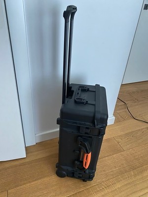 Sennheiser Neumann Case für 2 x KH80 Lautsprecher top Zustand Flightcase Trolley