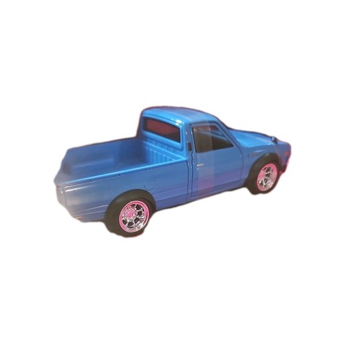 MAISTO DESIGN 1973 DATSUN 620 PICK-UP BLUE 1:24 DIE CAST METAL MODEL NEW IN BOX - Picture 4 of 4