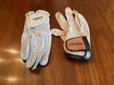 New 2 pair Kasco woman's right hand golf cloves beige, lg blue