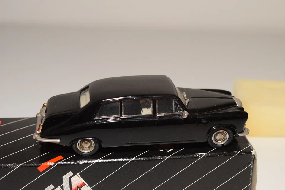 * WM WESTERN MODELS 1 DAIMLER 420 LIMOUSINE NERO COME NUOVO IN SCATOLA - Immagine 3 di 4