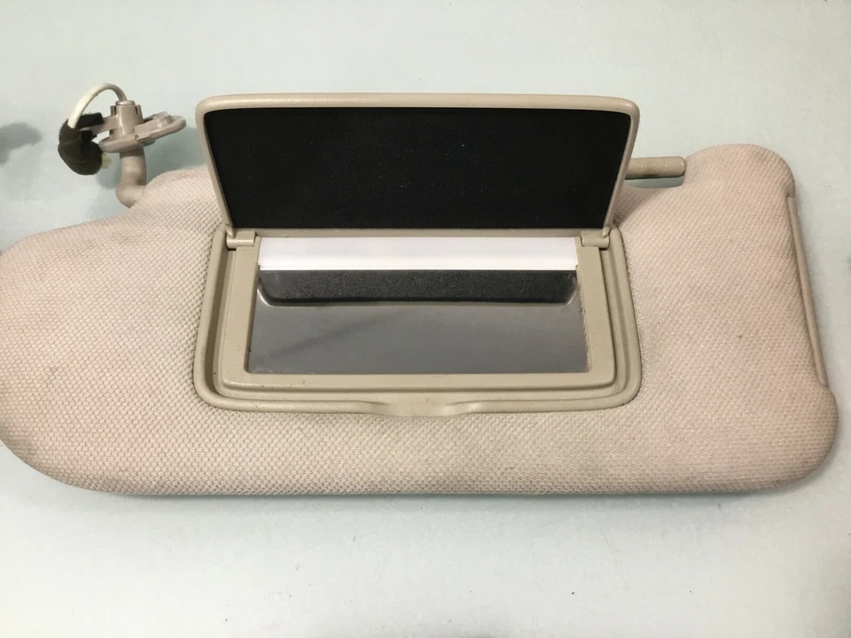 06-10 Infiniti M35 Iluminado Izquierdo y Derecho Parasol y Parasol Juego de 4 E Foto 3 de 4