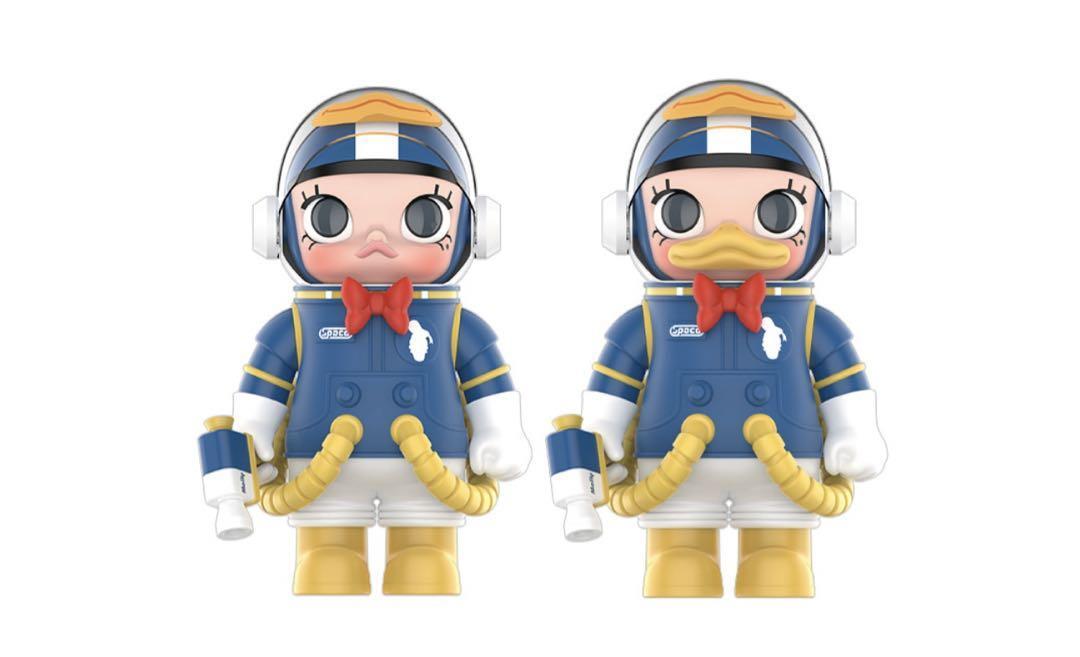 POPMART MEGA Collection 400% Space Molly x Donald Duck 