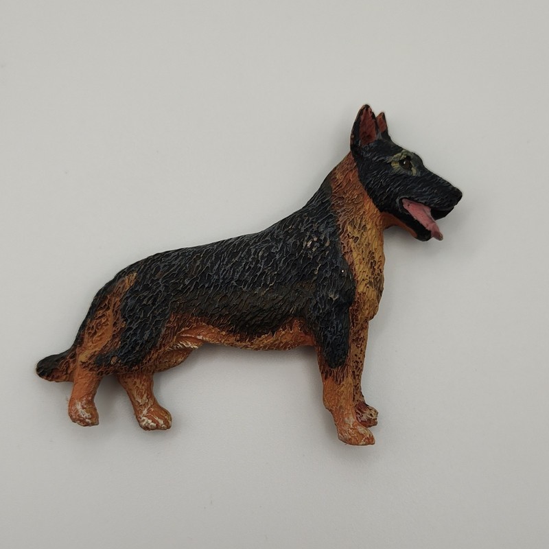 RARE VTG Russ German Shepherd Magnet Collectible Dog Figurine 3 Inches