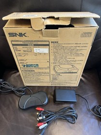SNK NEO GEO CDZ Home Console with Controller and Box US Seller