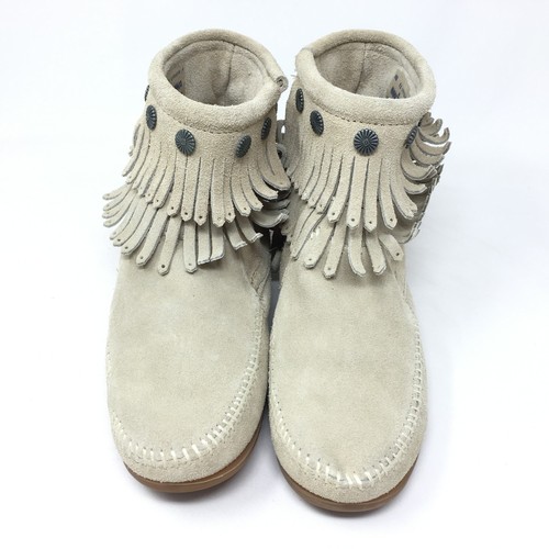 Minnetonka Double Fringe Moccasin Boots Shoes Womens Size 8.5 Beige Suede - Picture 5 of 9