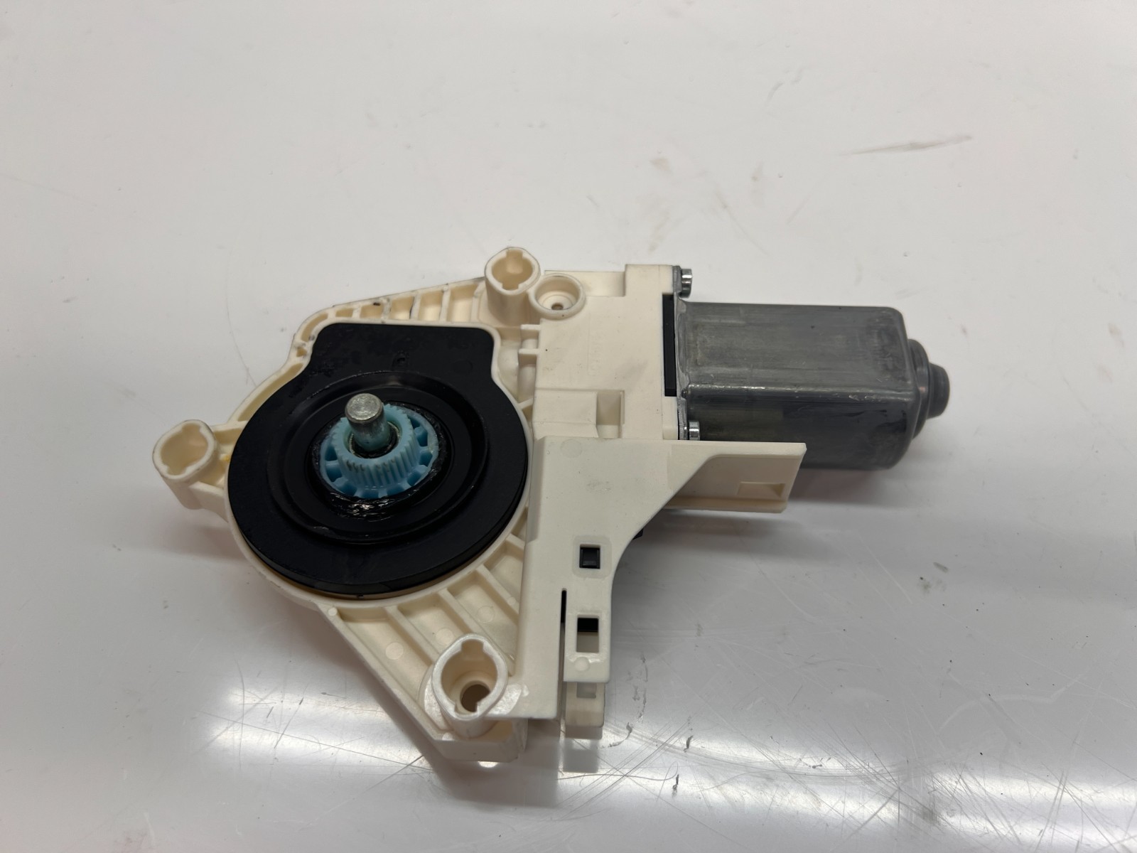 LAMBORGHINI AVENTADOR HURACAN DRIVER LEFT DOOR WINDOW TRACK MOTOR OEM 8K0959801B