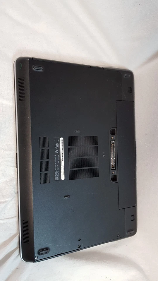Dell latitude e6440 14" Laptop Intel Core i5-4300M 4GB No HDD - Image 3 of 4