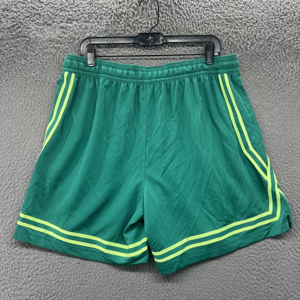 Шорты женские Nike Fly XL зеленые желтые Dri-FIT баскетбольные спортивные DH7326-370 - Изображение 2 из 4