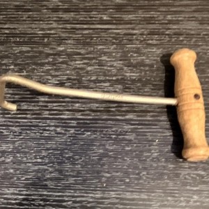 Wood Handle Riding Boot Puller Hook Tool, Boot Hook Puller for Boots