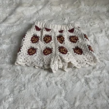 Rylee + Cru Girls Size 4-5 Strawberry Crochet Shorts