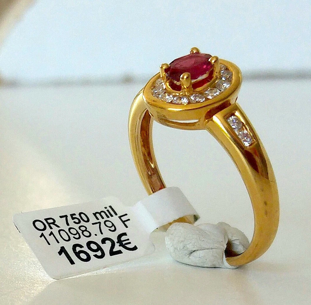Bague hotsell rubis moderne