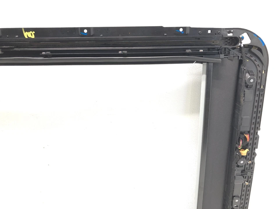 AUDI Q5 2021-2024 techo corredizo marco de pista OEM Foto 4 de 4