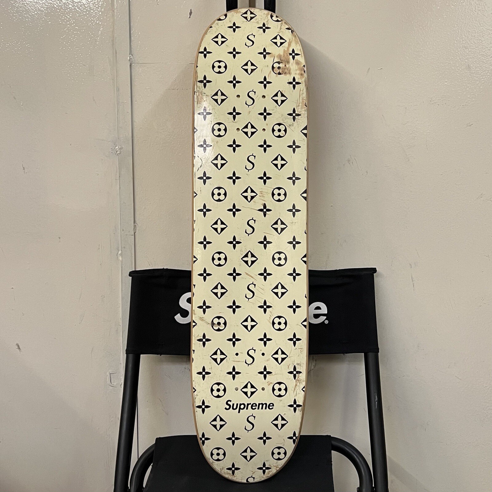 Picture 1 of 6