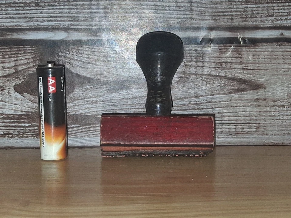 Fabricante de estampillas superior NOAA Ship Discovery Foto 2 de 3