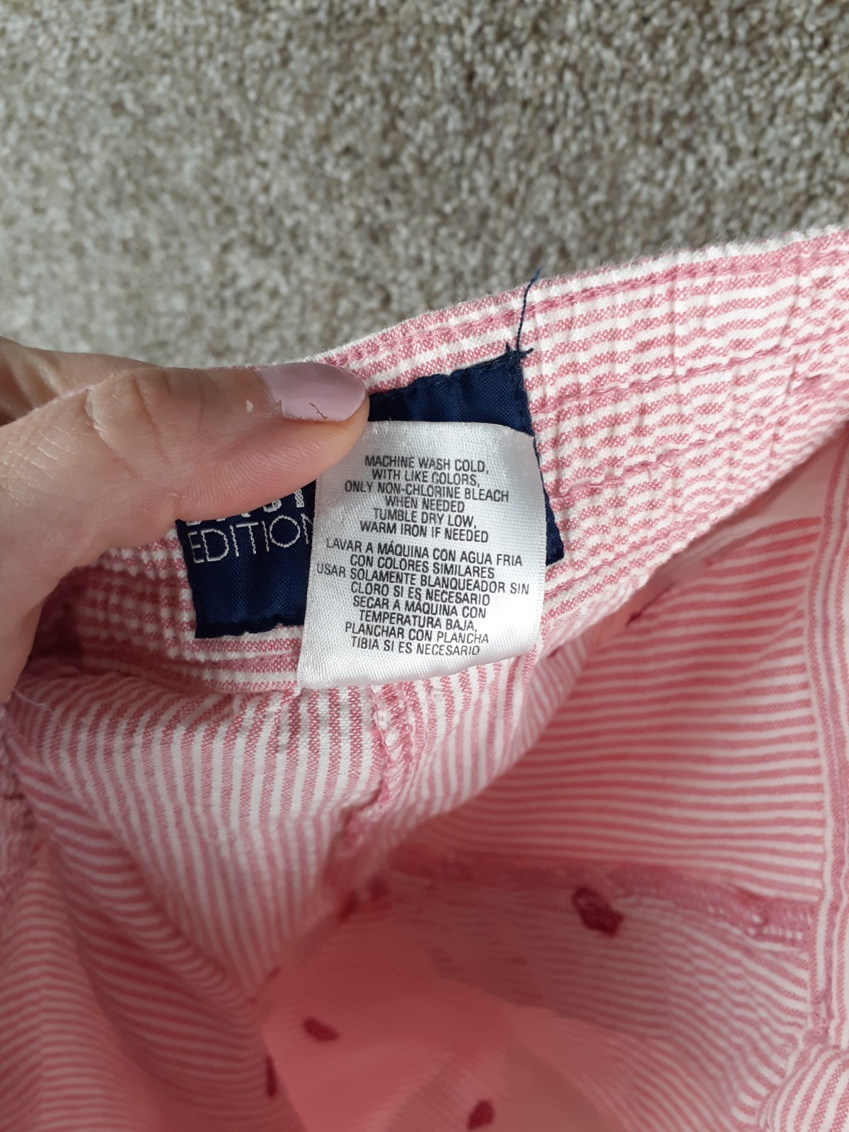 Basic Editions Seersucker Shell Embroidered Crop … - image 5