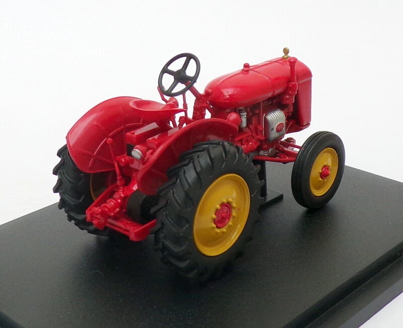 Hachette 1/43 Scale Model Tractor HT026 - 1948 MAP DR3 - Red - Image 2 of 3
