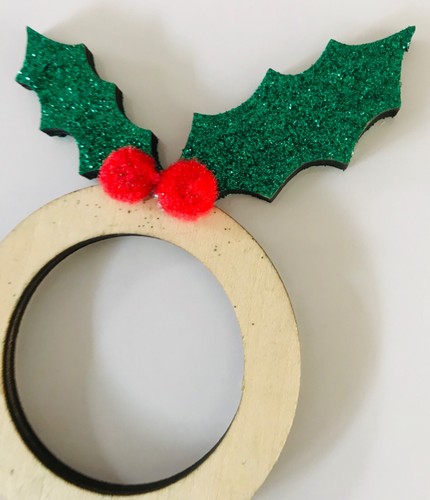Confezione Quattro ANELLI TOVAGLIOLI NATALIZI FESTIVI GLITTER AGRIFOGLIO LEGNO Con Bacche’s - Foto 3 di 12