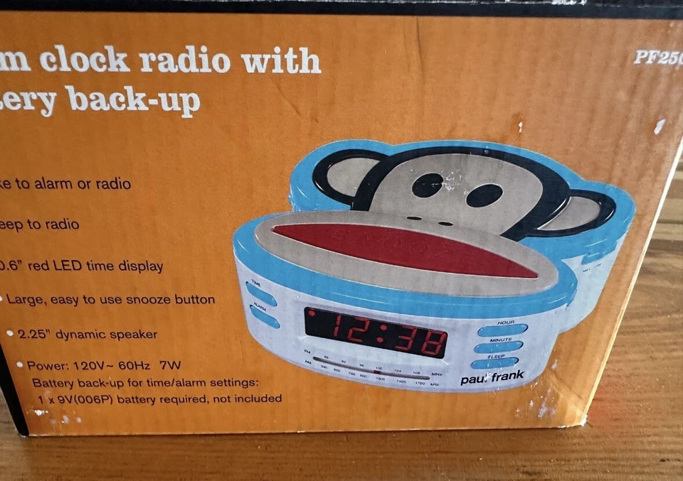 Paul Frank pf250 am/fm radio reloj de escritorio con batería de respaldo  Foto 4 de 4