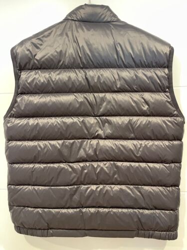 PRADA MENS GRAY NYLON PUFFER VEST PRADA SIZE 54 - Picture 2 of 18
