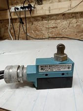 Honeywell Microswitch BZE6-2RQ8 Roller Plunger Limit Switch 15 A