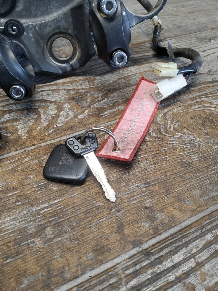 Yamaha FZ-09 FZ09 MT-09 MT09 2014 14-17 bloqueo encendido tapa de gas triple árbol Foto 3 de 4