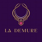 la.demure
