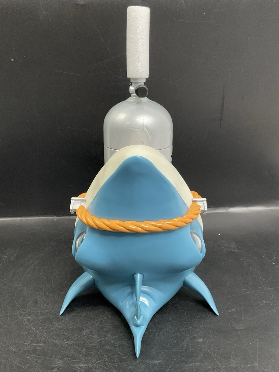 McFarlane Jaws (50th Anniversary) MOVIE MANIACS Limited Edition Of 8400 Pieces E