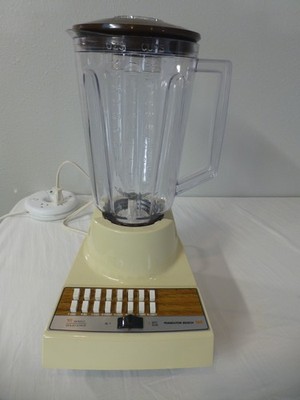 Vintage Hamilton Beach Scovill 16-Speed Solid State Blender Model 608 Beige J1