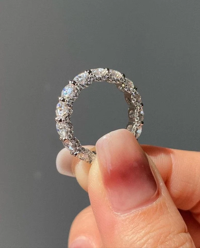 Anillo banda de eternidad de lujo de oro blanco de 14 quilates sólido diamante natural corte redondo de 4,00 quilates Foto 4 de 4