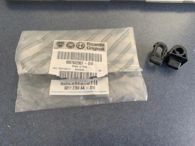 (1) NEW OEM MOPAR 15-22 RAM ProMaster City Hood Prop Rod Clip P/N 68112784AA