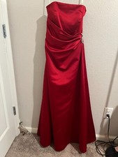 David’s Bridal Dress Wome's Size 6 Strapless Red Formal Gown Bridesmaid Prom NEW