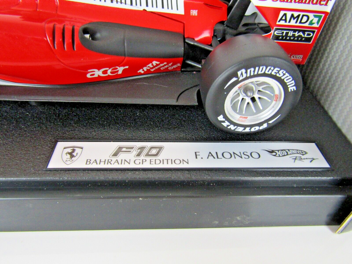 ☆FERRARI F10☆BAHRAIN GP EDITION☆F.ALONSO Ferrari F10 Fernando Alonso Bahrain GP Edition #8 1:18