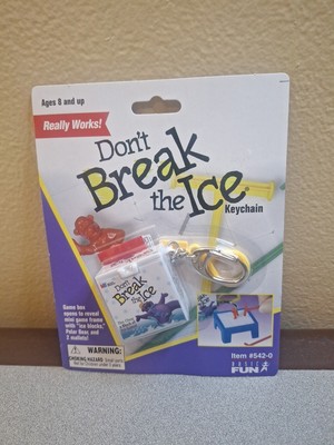 2000 Basic Fun Milton Bradley Don t Break the Ice Mini Game Keychain NIP