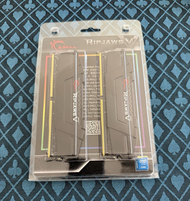 G.SKILL Ripjaws V 64GB (4x16GB) DDR4-3600 PC4-28800 DIMM F4-3600C16D-64GVKC