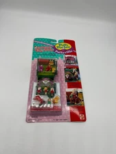 New Polly Pocket Holiday Toy Shop Sealed Vintage Target Special Ed #14472