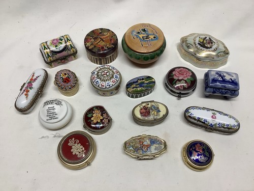 JOBLOT 17 ASSORTED JEWELLERY TRINKET AND PILL BOXES