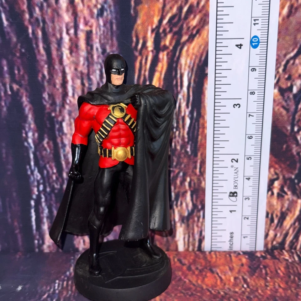 Estatuilla coleccionable Eaglemoss 2010 DC Comics Red Robin Die-Cast Foto 2 de 4