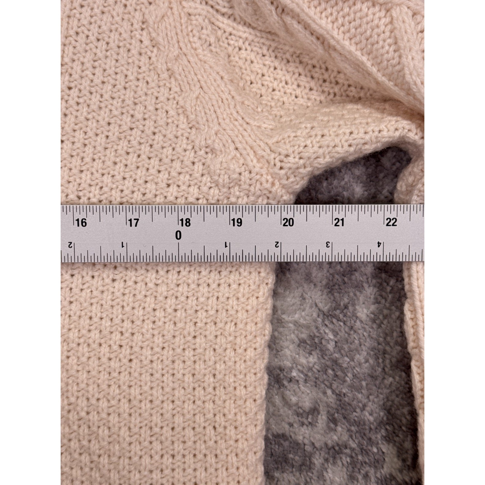 New Uniqlo Sweater Dress Large Womens Wool Blend Chunky Cable Knit Cream thumbnail 4