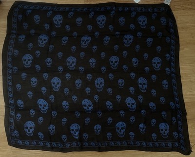NWT Alexander McQueen Black Blue Skull Print Silk Chiffon Scarf 104x120cm Italy
