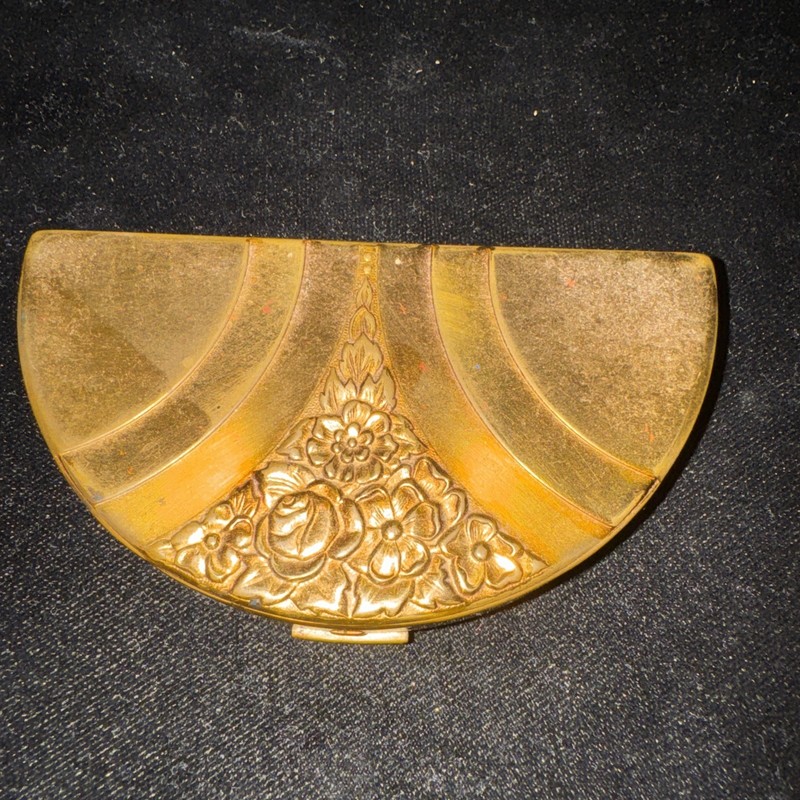 Vtg Coro Pegasus Gold Tone Demilune Powder Compact Half Moon Mirror Case Flowers