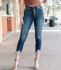 Kancan Jeans 25 Button Front Signature Kurvy Ultra High Rise Skinny Stretch