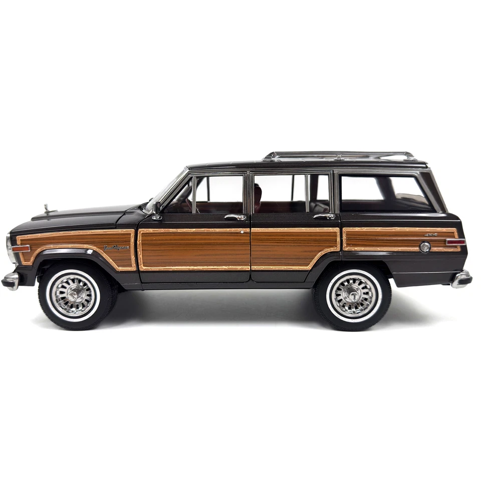 1/18 Jeep Grand Wagoneer 1991 DD MODELS DOVER GRAY METALLIC Diecast Model Car - Image 2 of 4
