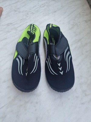 DooDogs Badeschuhe Gr 35 Neuwertig