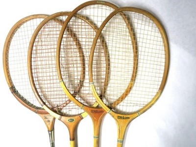 アンティークYONEX バドミントンラケット 4本セット廃盤ビンテージ品
