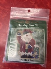 Vtg 2001 Mill Hill Holiday Pins XL Counted Glass Bead Kit Mr.Claus H99