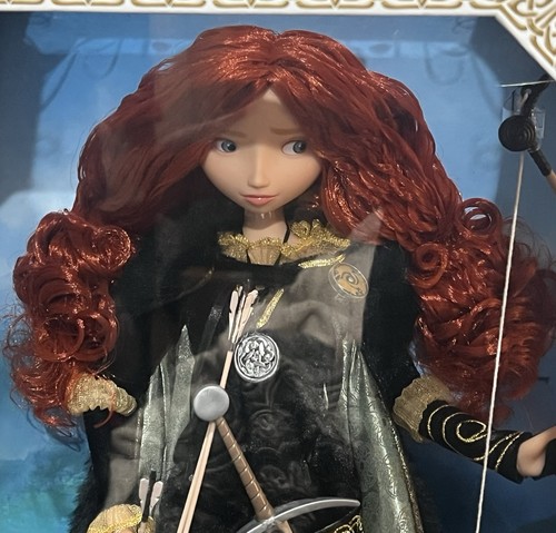 NEW Disney Store Limited Edition Merida 17 inch Doll Pixar Brave - Picture 2 of 3