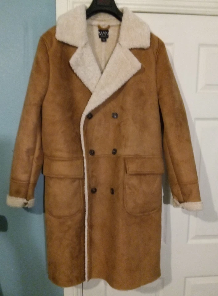 boohooman sherpa, forrado Borg, abrigo largo tostado, grande  Foto 3 de 4