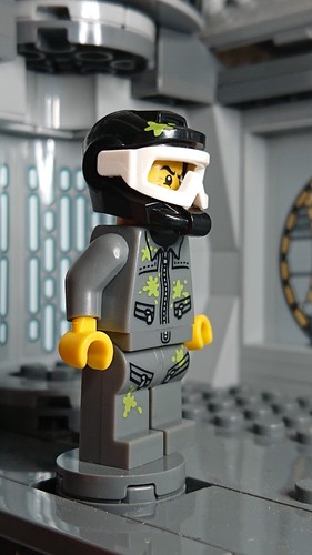 Lego Paintball Player Minifigure col153 CMF Series 10 70001 Collectable VGC - Picture 2 of 8