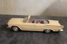 Vintage 1:25 1962 Chrysler 300 Model Car  Mod...